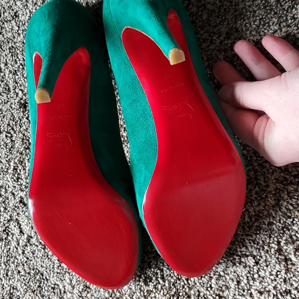 Christian Louboutin Red Bottom Heels 👠 Size 40
